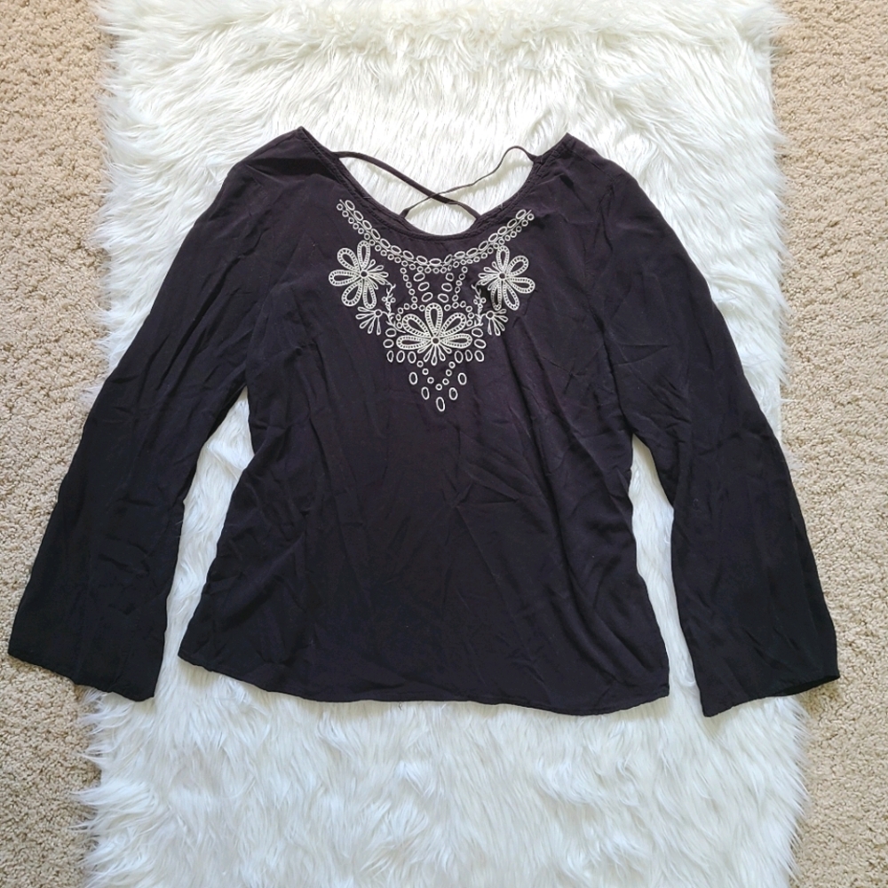 Black Long Sleeved Criss Cross Back Blouse